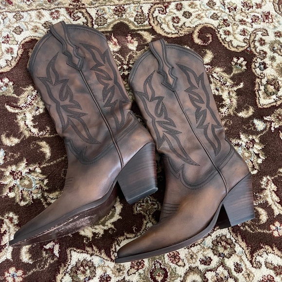 Thursday Boot Company Brown Heeled Boots - Picture 1 of 6